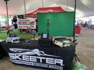 A Dallas area greenscreen photo booth for Skeeter Boats